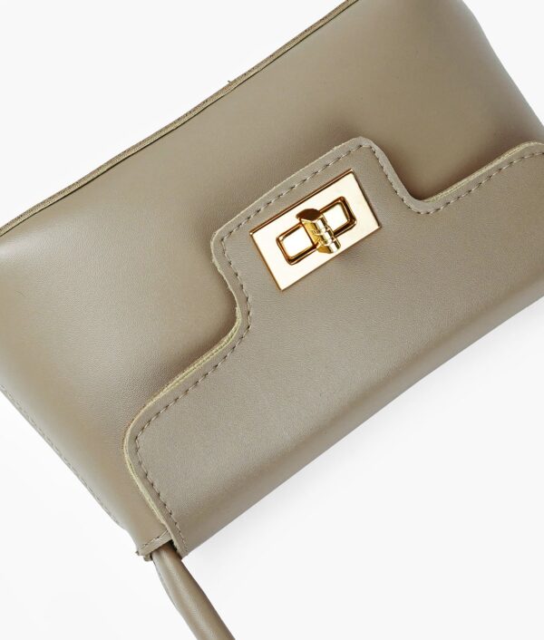 Coffee Elyra Shoulder Bag