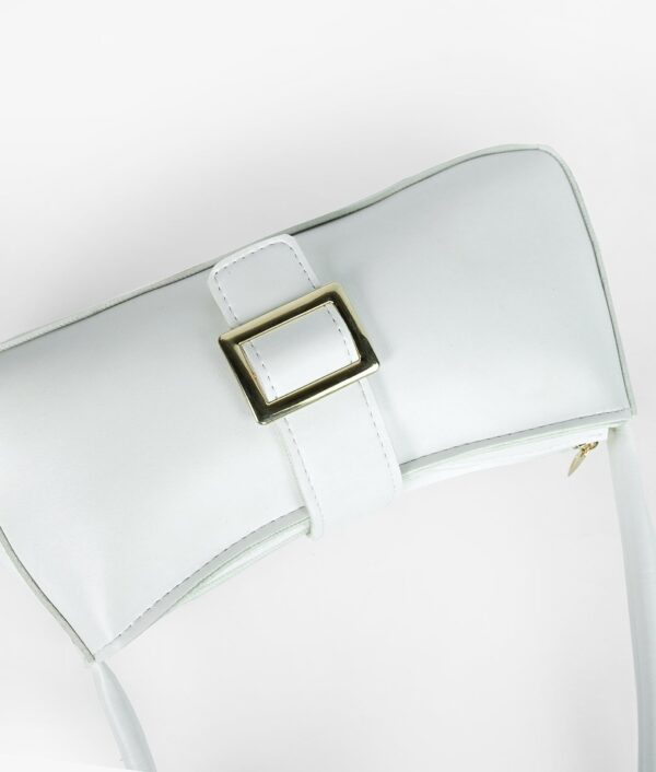 White Vintage Buckle Shoulder Bag